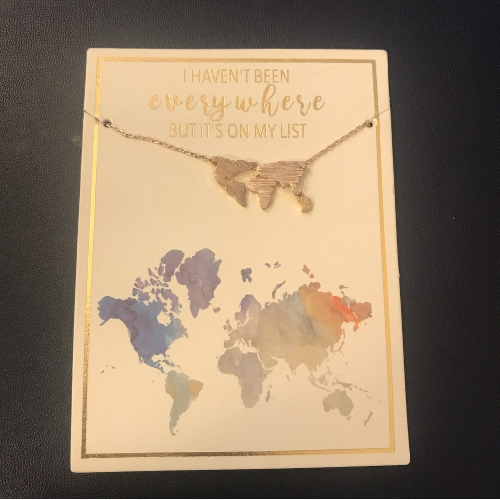 NWT Francesca’s Map Necklace 🌎